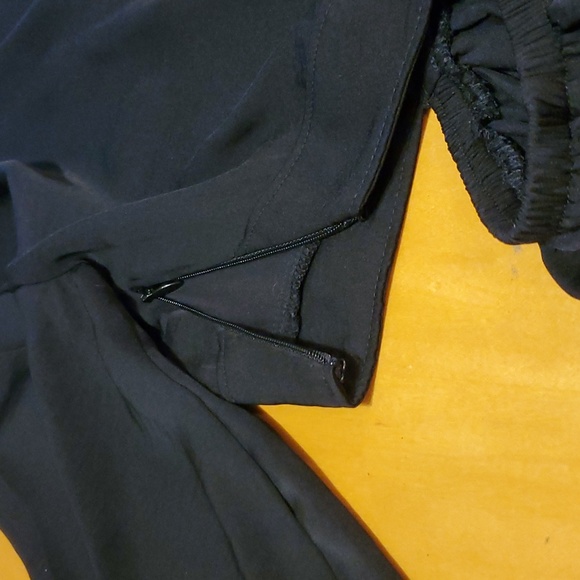 Express XS High Low Black Dress 🤩 100% polyster- lightweight & flowy design - Picture 9 of 11